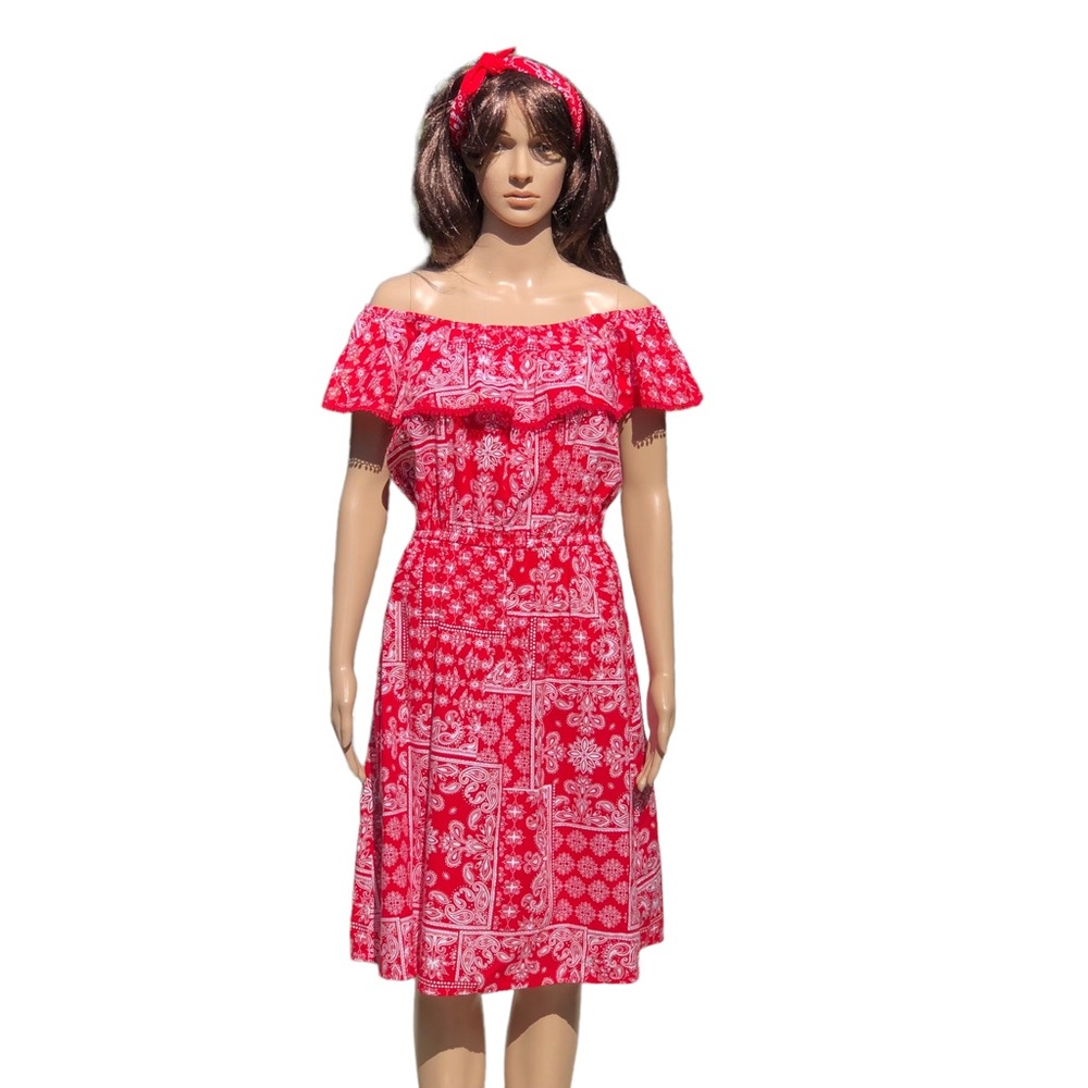 Bandanna dress red and white. Wear off shoulders or not sz L